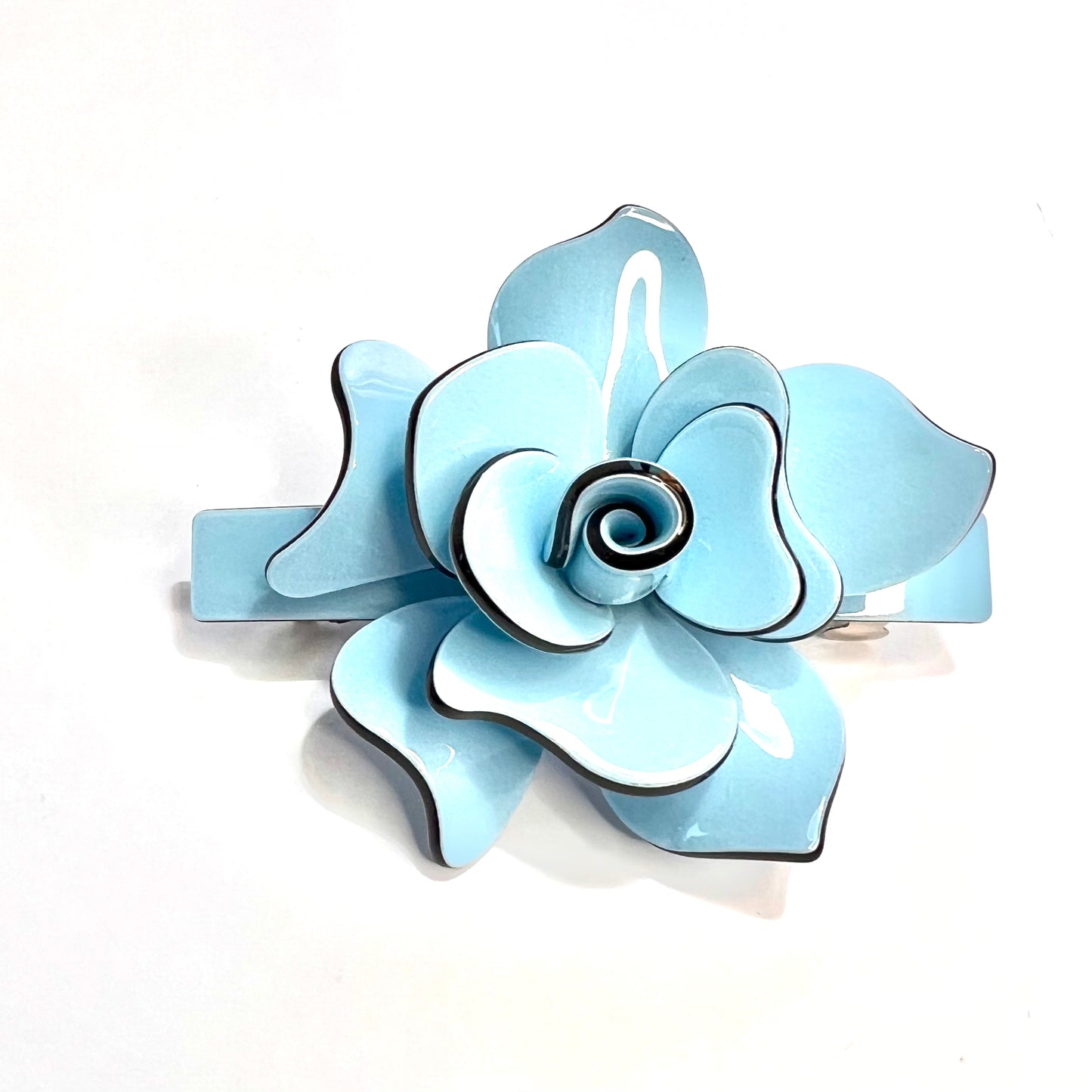 “Captivating Blue French Barrette for an Opulent Hair Ensemble”